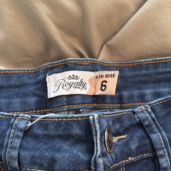 Split Hem Mid Rise Jean - Picture 8 of 8